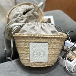 限定発売の夏季新作 2024SS ショルダーバッグ LOEWE ロエベ