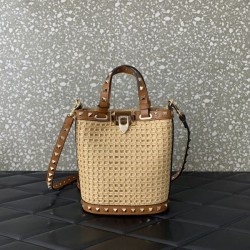 爆発的人気 2024SS トートバッグ VALENTINO ヴァレンティノ
