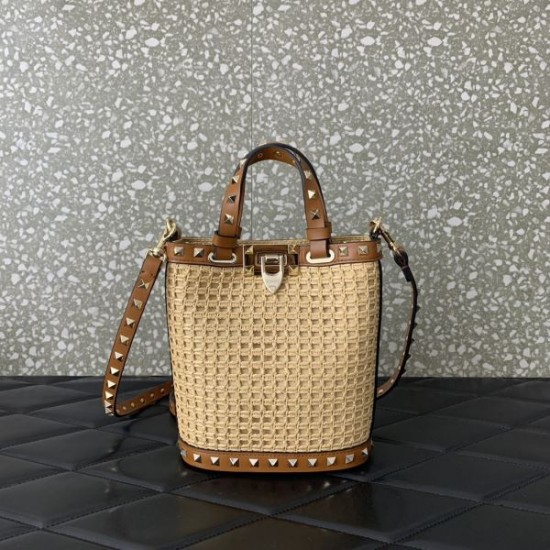 爆発的人気 2024SS トートバッグ VALENTINO ヴァレンティノ 爆発的人気 2024SS トートバッグ VALENTINO ヴァレンティノ