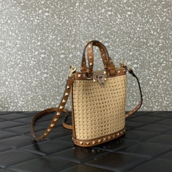 爆発的人気 2024SS トートバッグ VALENTINO ヴァレンティノ