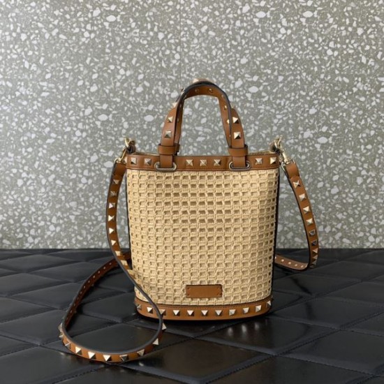 爆発的人気 2024SS トートバッグ VALENTINO ヴァレンティノ 爆発的人気 2024SS トートバッグ VALENTINO ヴァレンティノ