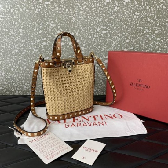 爆発的人気 2024SS トートバッグ VALENTINO ヴァレンティノ 爆発的人気 2024SS トートバッグ VALENTINO ヴァレンティノ