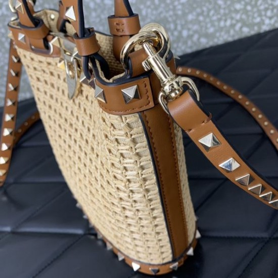 爆発的人気 2024SS トートバッグ VALENTINO ヴァレンティノ 爆発的人気 2024SS トートバッグ VALENTINO ヴァレンティノ