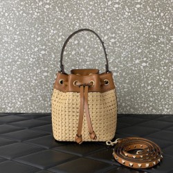 大変お買得 2024SS トートバッグ VALENTINO ヴァレンティノ