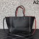 超激得格安 2024SS トートバッグ VALENTINO ヴァレンティノ 超激得格安 2024SS トートバッグ VALENTINO ヴァレンティノ
