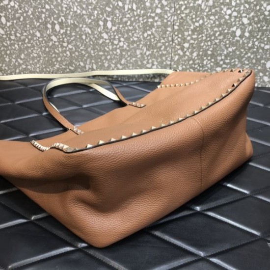 超激得格安 2024SS トートバッグ VALENTINO ヴァレンティノ 超激得格安 2024SS トートバッグ VALENTINO ヴァレンティノ
