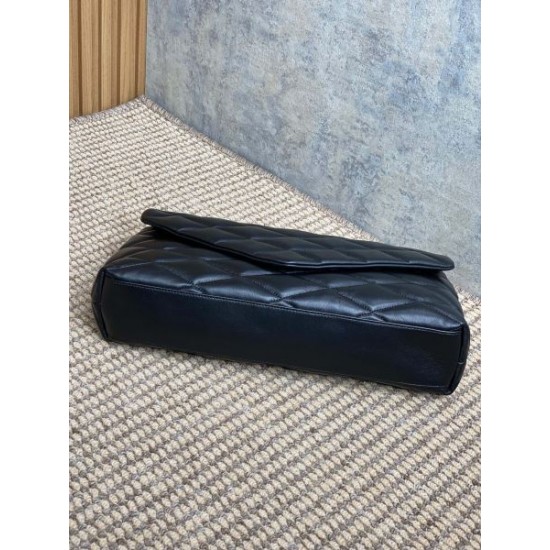 入手困難 2024SS クラッチバッグ YSL イヴ サンローラン 入手困難 2024SS クラッチバッグ YSL イヴ サンローラン