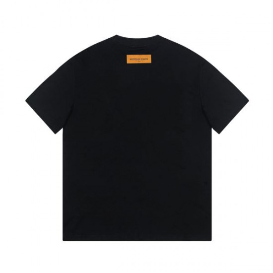 2024SS お洒落さん必見 LOUIS VUITTON ルイヴィトン メンズ用 半袖Tシャツ