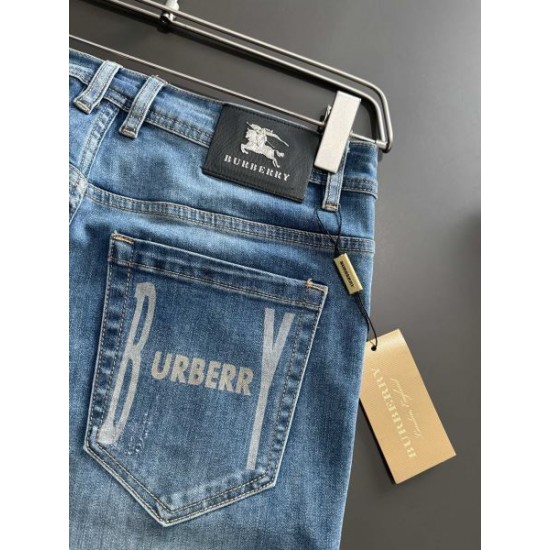 2024SS 春夏着用をおすす BURBERRY バーバリー メンズジーンズ 2024SS 春夏着用をおすす BURBERRY バーバリー メンズジーンズ