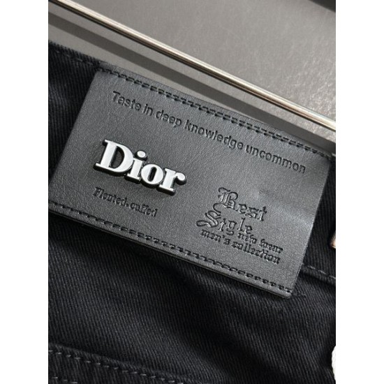 2024SS 人気の高さがうかがえ DIOR ディオール メンズジーンズ 2024SS 人気の高さがうかがえ DIOR ディオール メンズジーンズ