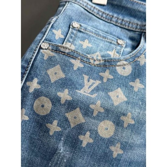 2024SS 最新デザイン LOUIS VUITTON ルイヴィトン メンズジーンズ 2024SS 最新デザイン LOUIS VUITTON ルイヴィトン メンズジーンズ