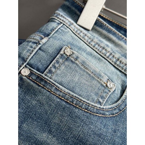 2024SS 毎年定番人気商品 PRADA プラダ メンズジーンズ 2024SS 毎年定番人気商品 PRADA プラダ メンズジーンズ