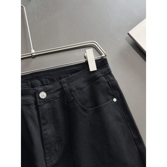 2024SS 半額SALE入手困難 PRADA プラダ メンズジーンズ 2024SS 半額SALE入手困難 PRADA プラダ メンズジーンズ