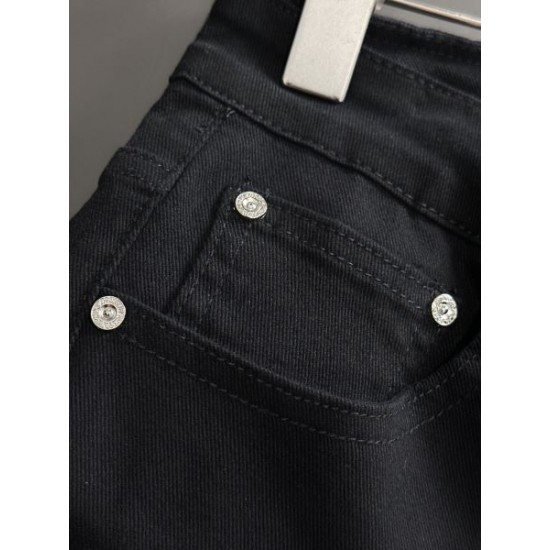 2024SS 半額SALE入手困難 PRADA プラダ メンズジーンズ 2024SS 半額SALE入手困難 PRADA プラダ メンズジーンズ