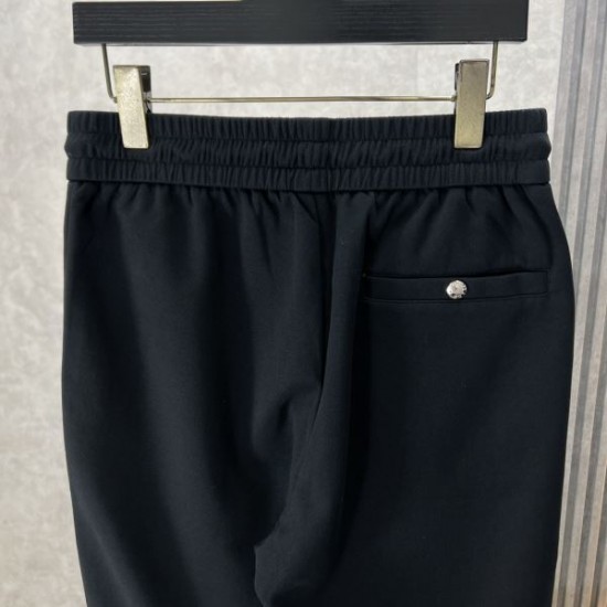 2024SS 春夏新作完売間近 PRADA プラダ メンズカジュアルパンツ 2024SS 春夏新作完売間近 PRADA プラダ メンズカジュアルパンツ