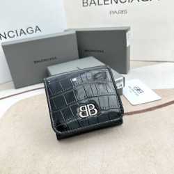 BALENCIAGA バレンシアガ 2024SS 今度こそ完売！ 三つ折り財布