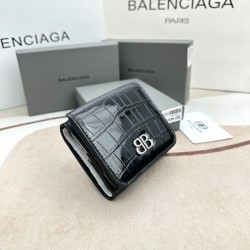BALENCIAGA バレンシアガ 2024SS 今度こそ完売！ 三つ折り財布