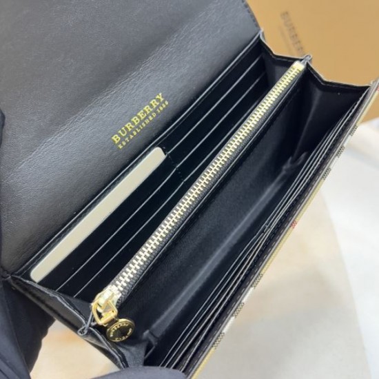BURBERRY バーバリー 2024SS 際立つ抜け感がある 長財布 BURBERRY バーバリー 2024SS 際立つ抜け感がある 長財布