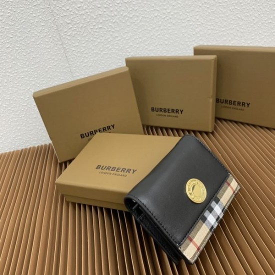 BURBERRY バーバリー 2024SS 呼び声が高い新名品 二つ折り財布 BURBERRY バーバリー 2024SS 呼び声が高い新名品 二つ折り財布