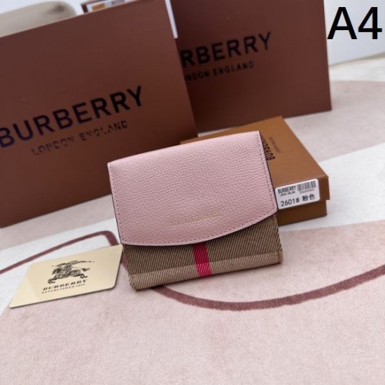 BURBERRY バーバリー 2024SS この春夏注目すべき 二つ折り財布 BURBERRY バーバリー 2024SS この春夏注目すべき 二つ折り財布