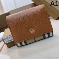 BURBERRY バーバリー 2024SS 新商品☆完売必至 三つ折り財布