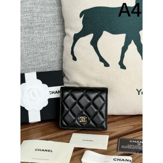 CHANEL シャネル 2024SS 雑誌も街も人気アイテム 二つ折り財布 CHANEL シャネル 2024SS 雑誌も街も人気アイテム 二つ折り財布