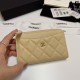CHANEL シャネル 2024SS 都会的な印象のスタイル カードケース CHANEL シャネル 2024SS 都会的な印象のスタイル カードケース