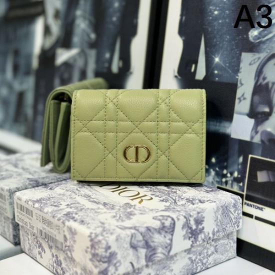 DIOR ディオール 2024SS 素敵な夏の定番アイテム 二つ折り財布 DIOR ディオール 2024SS 素敵な夏の定番アイテム 二つ折り財布