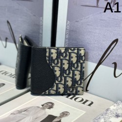 DIOR ディオール 2024SS 今年らしく魅力的アップ 二つ折り財布