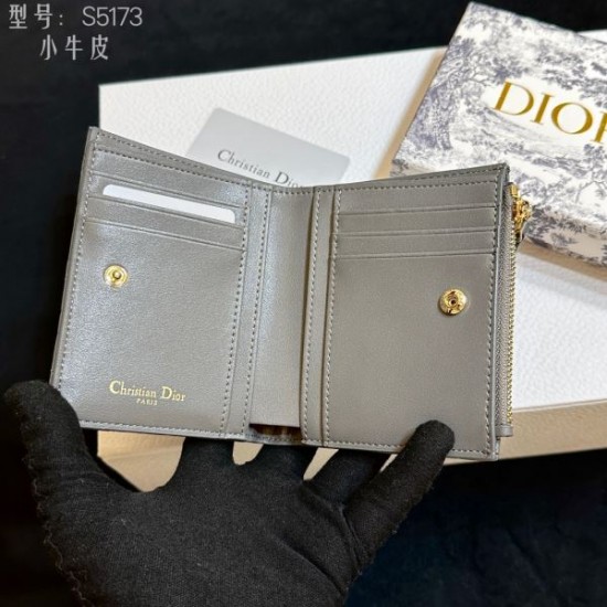 DIOR ディオール 2024SS 今期新作人気の美ライン 二つ折り財布 DIOR ディオール 2024SS 今期新作人気の美ライン 二つ折り財布