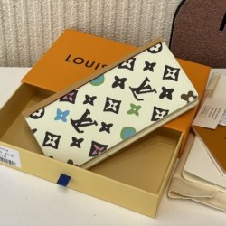 LOUIS VUITTON ルイヴィトン 2024SS 春夏のトレンド 長財布