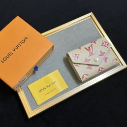 LOUIS VUITTON ルイヴィトン 2024SS 支持が急上昇 三つ折り財布