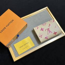 LOUIS VUITTON ルイヴィトン 2024SS 支持が急上昇 三つ折り財布