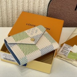 LOUIS VUITTON ルイヴィトン 2024SS 限定デザイン 三つ折り財布