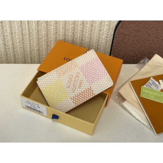 LOUIS VUITTON ルイヴィトン 2024SS 人気モデル愛用 カードケース LOUIS VUITTON ルイヴィトン 2024SS 人気モデル愛用 カードケース