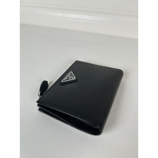 PRADA プラダ 2024SS 夏季日本未入荷カラー 二つ折り財布 PRADA プラダ 2024SS 夏季日本未入荷カラー 二つ折り財布