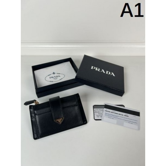 PRADA プラダ 2024SS 今年の夏はこれで決まり カードケース PRADA プラダ 2024SS 今年の夏はこれで決まり カードケース