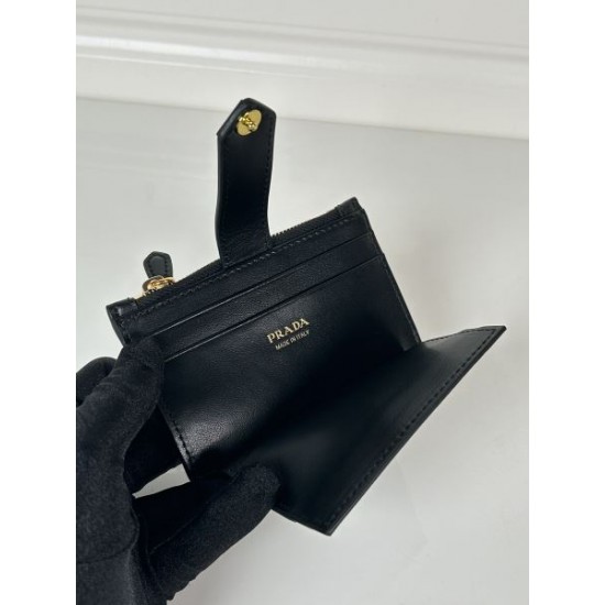 PRADA プラダ 2024SS 今年の夏はこれで決まり カードケース PRADA プラダ 2024SS 今年の夏はこれで決まり カードケース