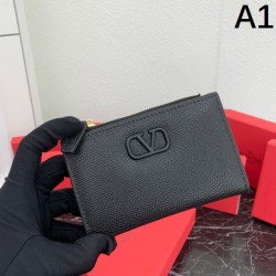 VALENTINO ヴァレンティノ 2024SS トレンド商品 カードケース