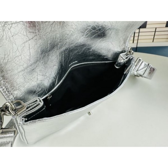 2024SS 夏気分を盛り上げる BALENCIAGA バレンシアガ トートバッグ