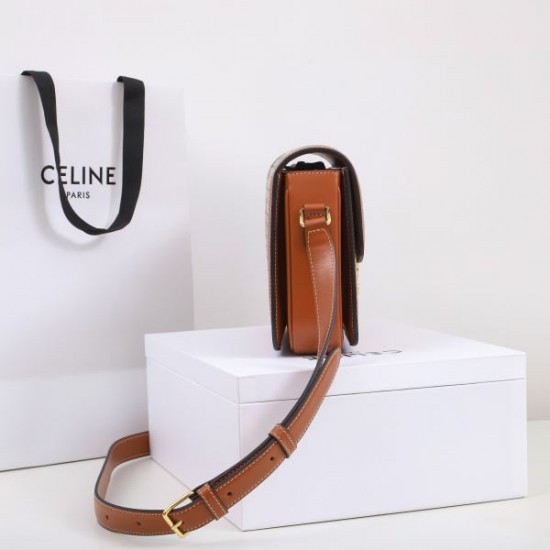 2024SS 抜群の人気を集め CELINE セリーヌ ショルダーバッグ 2024SS 抜群の人気を集め CELINE セリーヌ ショルダーバッグ