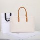 2024SS 遊び心が溢れるアイテム CELINE セリーヌ トートバッグ 2024SS 遊び心が溢れるアイテム CELINE セリーヌ トートバッグ