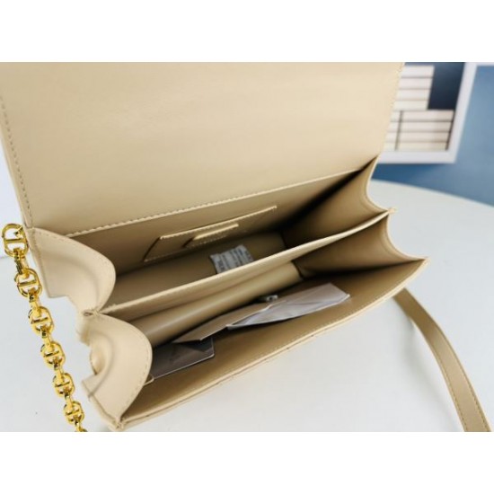 2024SS 完売次第終了早い者勝ち DIOR ディオール トートバッグ 2024SS 完売次第終了早い者勝ち DIOR ディオール トートバッグ