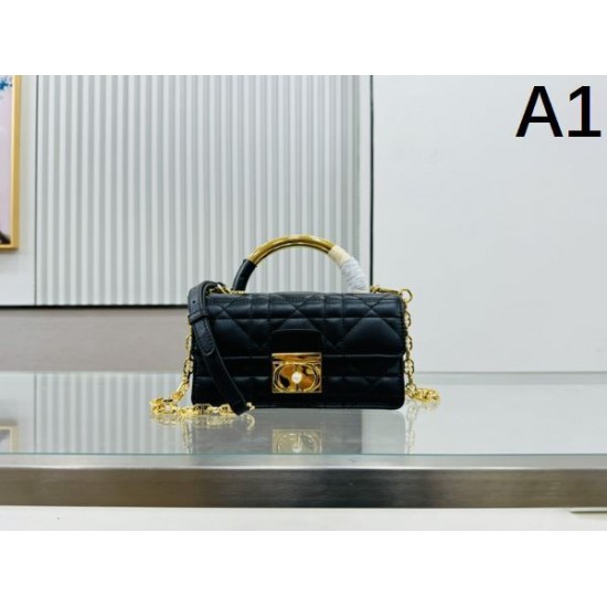 2024SS 新作セール価格でゲット DIOR ディオール トートバッグ 2024SS 新作セール価格でゲット DIOR ディオール トートバッグ