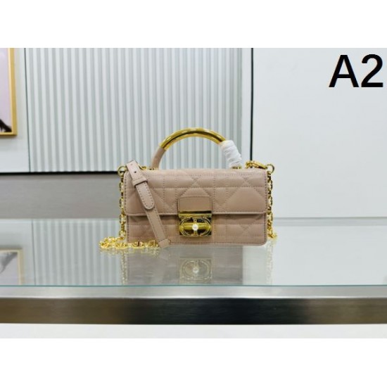 2024SS 新作セール価格でゲット DIOR ディオール トートバッグ 2024SS 新作セール価格でゲット DIOR ディオール トートバッグ