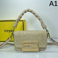 2024SS この時季だからお買い得 FENDI フェンデイ トートバッグ