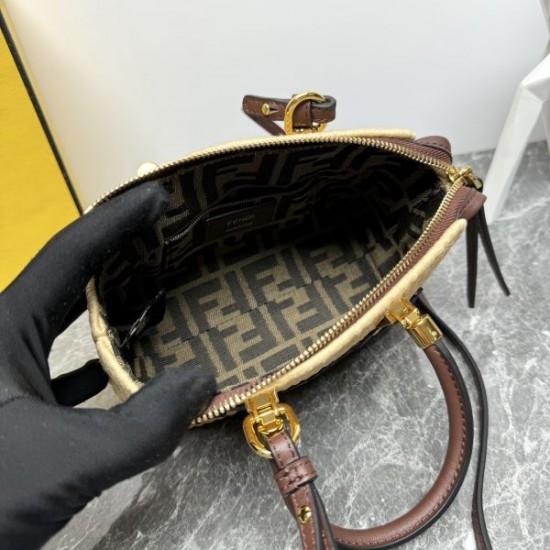 2024SS ファッション感度の高い FENDI フェンデイ トートバッグ 2024SS ファッション感度の高い FENDI フェンデイ トートバッグ
