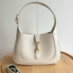 2024SS 希少！取り扱い店舗限定 FENDI フェンデイ トートバッグ