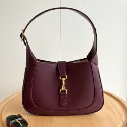 2024SS 希少！取り扱い店舗限定 FENDI フェンデイ トートバッグ