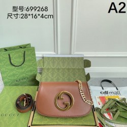 2024SS この時季だからお買い得 FENDI フェンデイ トートバッグ